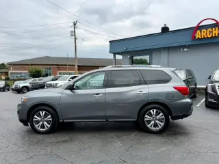 2019 Nissan PATHFINDER