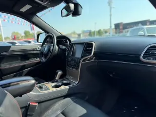 2016 Jeep GRAND CHEROKEE