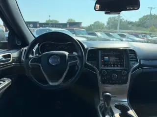 2016 Jeep GRAND CHEROKEE