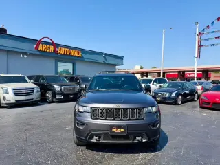 2016 Jeep GRAND CHEROKEE