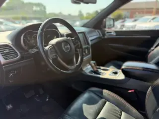 2016 Jeep GRAND CHEROKEE