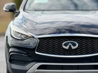 INFINITI QX30 2019 AWD Lujo 4dr Crossover
