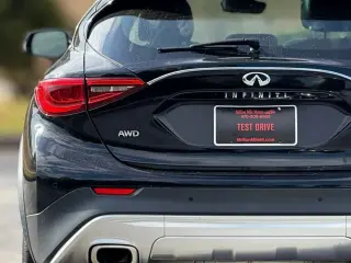 INFINITI QX30 2019 AWD Lujo 4dr Crossover