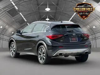 INFINITI QX30 2019 AWD Lujo 4dr Crossover