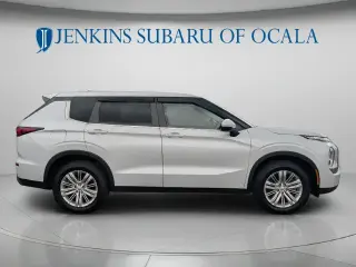 Mitsubishi Outlander 2024 ES 4dr SUV