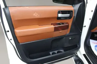 2016 Toyota SEQUOIA