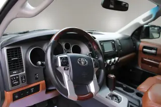 2016 Toyota SEQUOIA