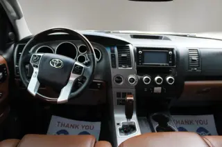 2016 Toyota SEQUOIA