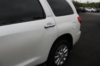 2016 Toyota SEQUOIA