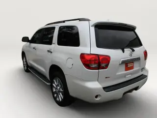 2016 Toyota SEQUOIA