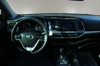 2016 Toyota HIGHLANDER