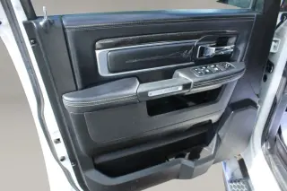 2017 Ram 1500 CREW CAB