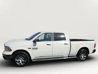 2017 Ram 1500 CREW CAB