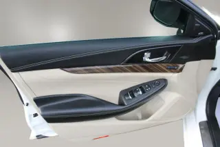 2018 Nissan MAXIMA