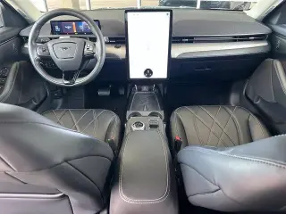 Ford Mustang Mach-E 2023 Select 4dr SUV