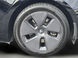 Modelo 3 Tesla 2023 Sedán 4 puertas