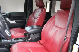 2013 Jeep WRANGLER