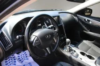 2015 Infiniti Q50