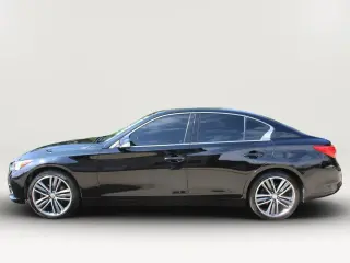 2015 Infiniti Q50