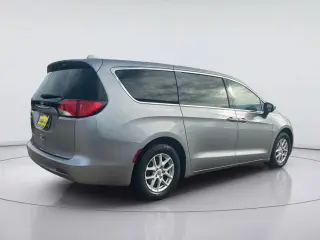 Chrysler Pacifica 2017 Touring 4 puertas Miniván