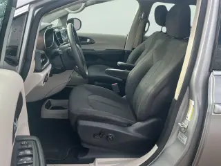 Chrysler Pacifica 2017 Touring 4 puertas Miniván