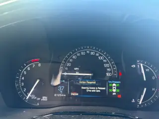 Cadillac XT5 2019 4dr SUV