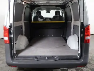 Mercedes-Benz Metris 2022 Cargo 3dr 126 WB Mini-Van