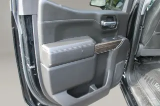 2021 Chevrolet SILVERADO 1500 CREW CAB