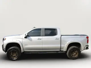 2020 Chevrolet SILVERADO 1500 CREW CAB