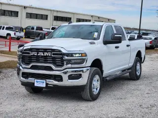 Ram 2500 2026 4x4 Tradesman 4dr Crew Cab 6.3 ft. SB Pickup
