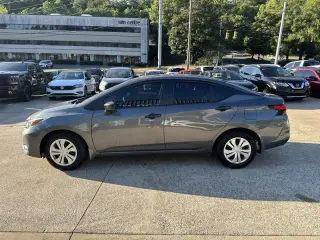 2025 NISSAN VERSA
