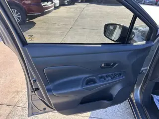 2025 NISSAN VERSA