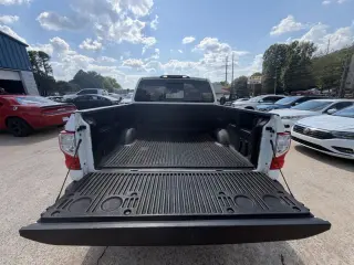 2018 NISSAN TITAN CREW CAB