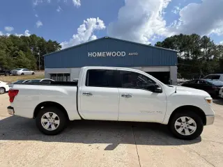 2018 NISSAN TITAN CREW CAB