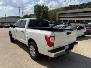 2018 NISSAN TITAN CREW CAB