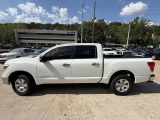 2018 NISSAN TITAN CREW CAB