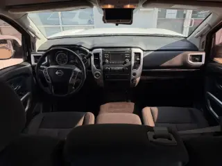 2018 NISSAN TITAN CREW CAB