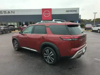 Nissan Pathfinder 2025 AWD Platinum 4dr SUV