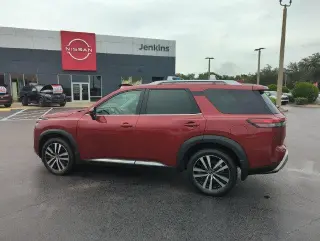 Nissan Pathfinder 2025 AWD Platinum 4dr SUV