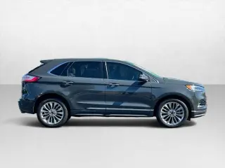 Ford Edge 2021 AWD Titanium 4dr Crossover