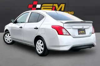 2015 Nissan VERSA