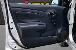 2015 Nissan VERSA