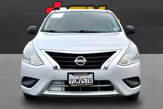 2015 Nissan VERSA