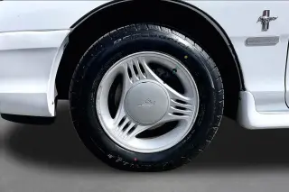 1995 Ford MUSTANG