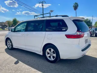 2018 Toyota SIENNA
