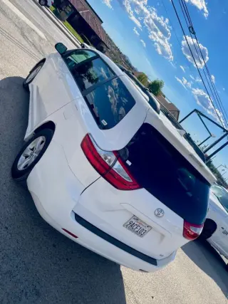 2018 Toyota SIENNA