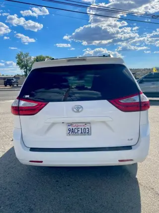 2018 Toyota SIENNA