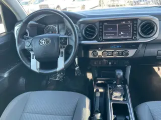 2022 Toyota TACOMA DOUBLE CAB
