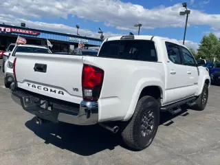 2018 Toyota TACOMA DOUBLE CAB