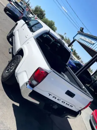 2018 Toyota TACOMA DOUBLE CAB
